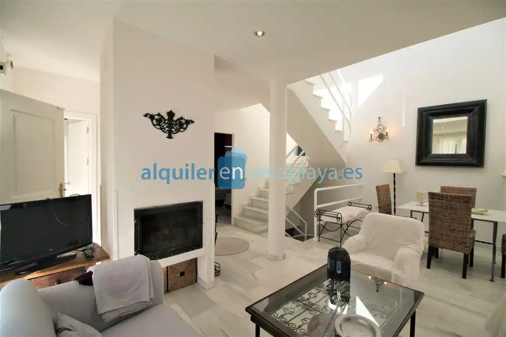 Sala d'estar de Casa o xalet de lloguer en Vera amb Aire condicionat i Terrassa
