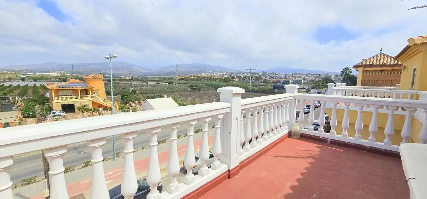 Terrassa de Casa o xalet en venda en Vélez-Málaga amb Aire condicionat, Calefacció i Terrassa