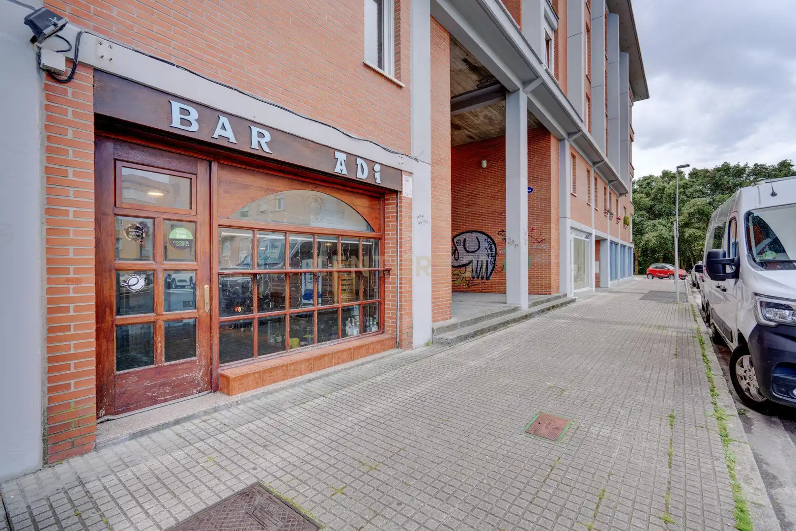 Commercial properties for sale in Extremadura Kalea, 9, Donostia-San Sebastian, Spai, 9, Intxaurrondo