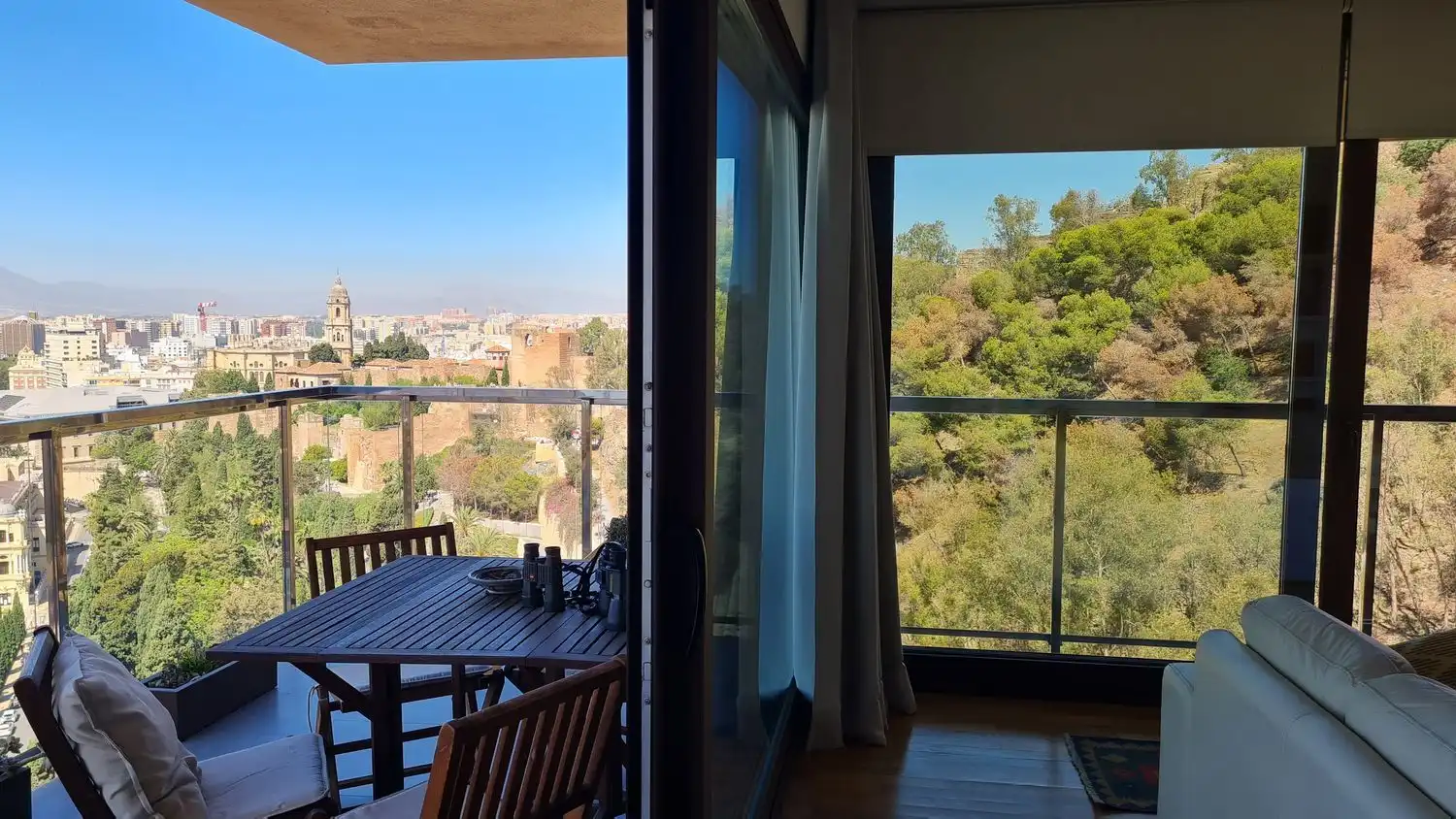 Dormitori de Pis en venda en Málaga amb Terrassa