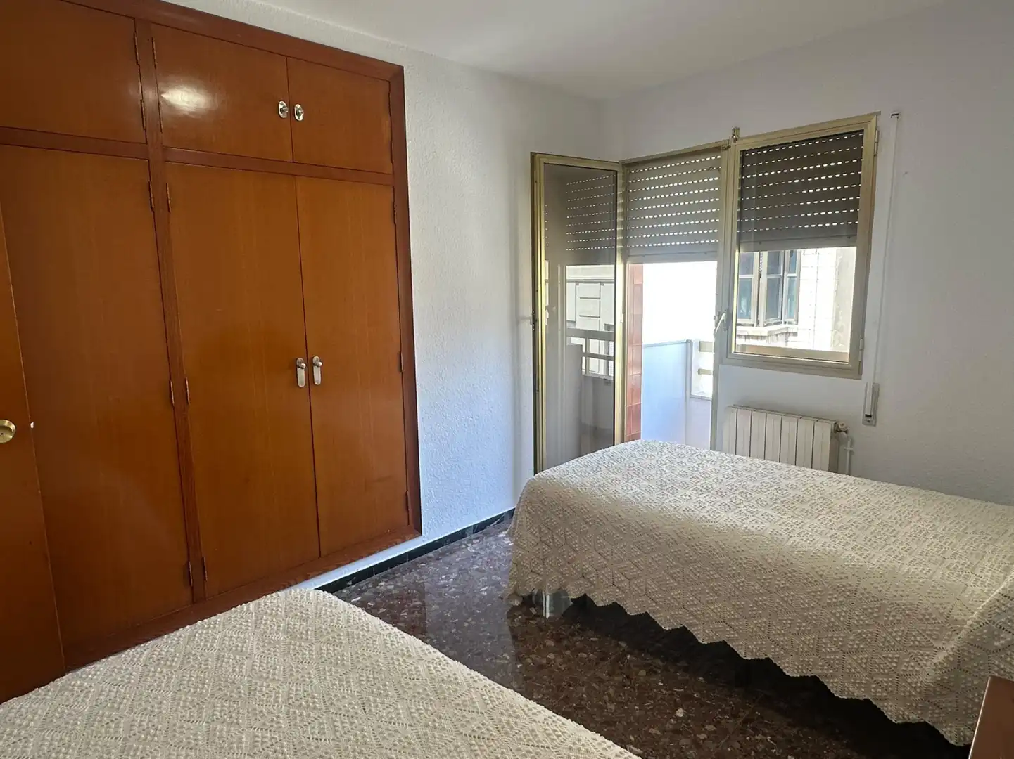 Habitación de Piso de alquiler en Sagunto / Sagunt con Calefacción, Amueblado y Balcón
