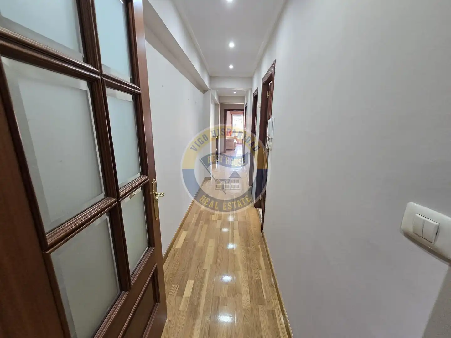 Piso de alquiler en Vigo  con Calefacción
