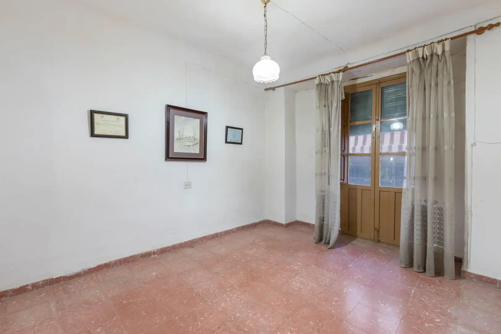Casa adosada en venda en Cúllar Vega amb Terrassa i Balcó