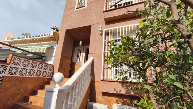 Casa-chalet en Alquiler en Los Almendros - El Limonero - El Tomillar