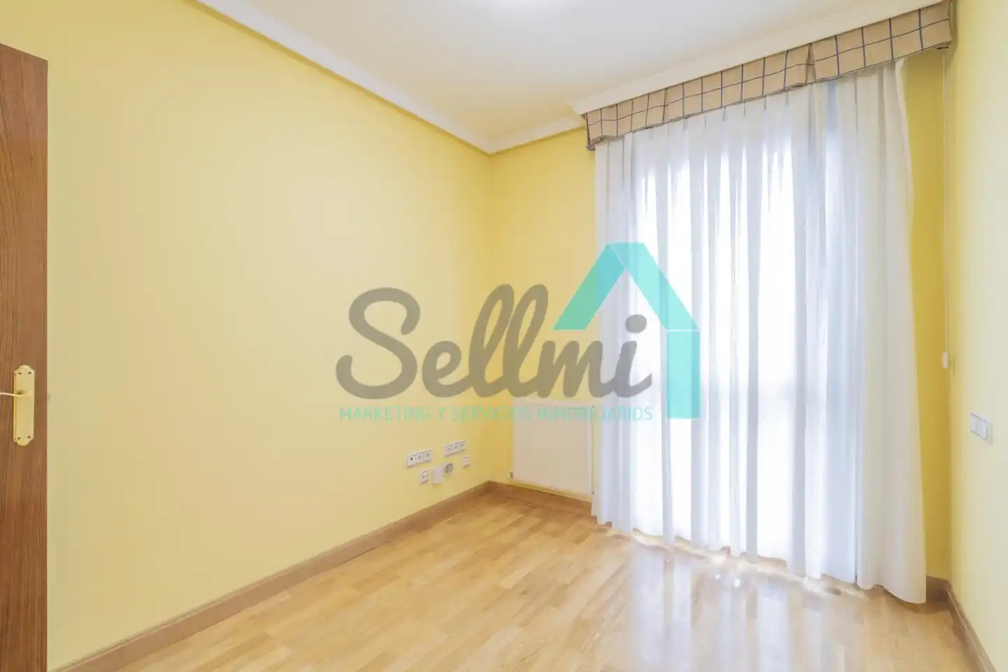 Bedroom of Flat for rent in Ería - Masip