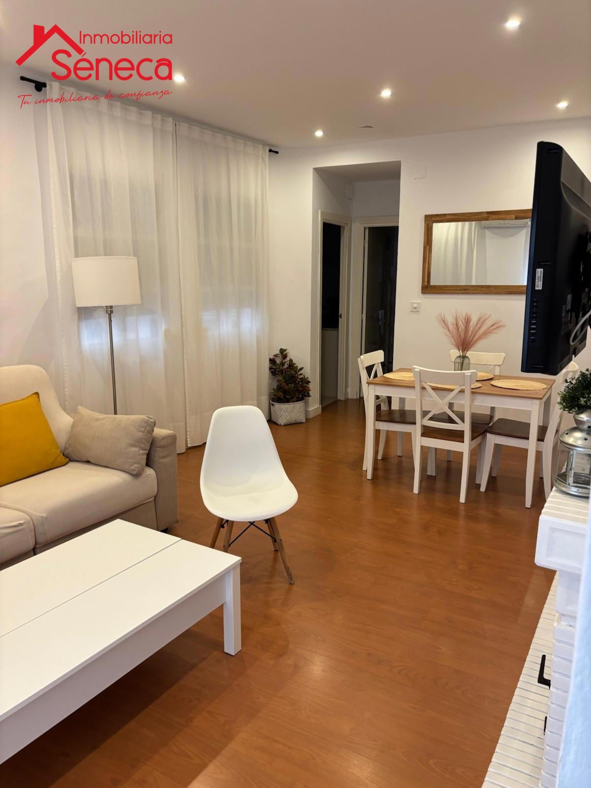 Living room of Flat for sale in  Córdoba Capital  with Air Conditioner, Terrace and Furnished