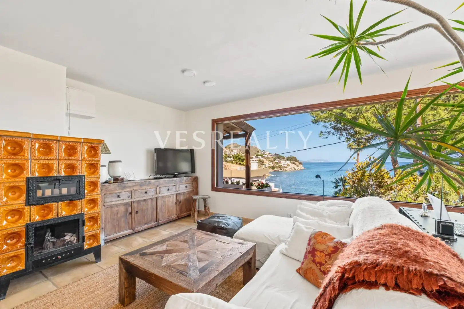 Vista exterior de Casa o xalet en venda en El Campello amb Calefacció, Jardí privat i Terrassa