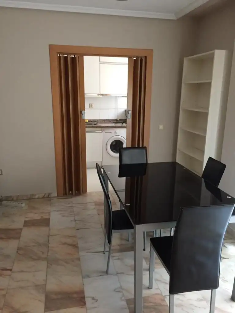 Piso de alquiler en Barrio de los Remedios