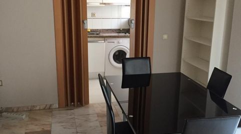 Foto 5 de Piso de alquiler en Barrio de los Remedios, Sevilla Capital