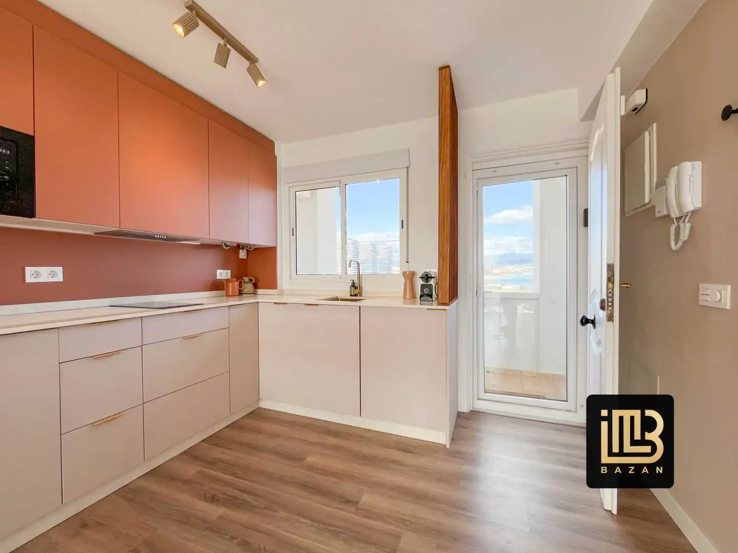 Kitchen of Flat for rent in Málaga  with Air Conditioner, Heating and Terrace