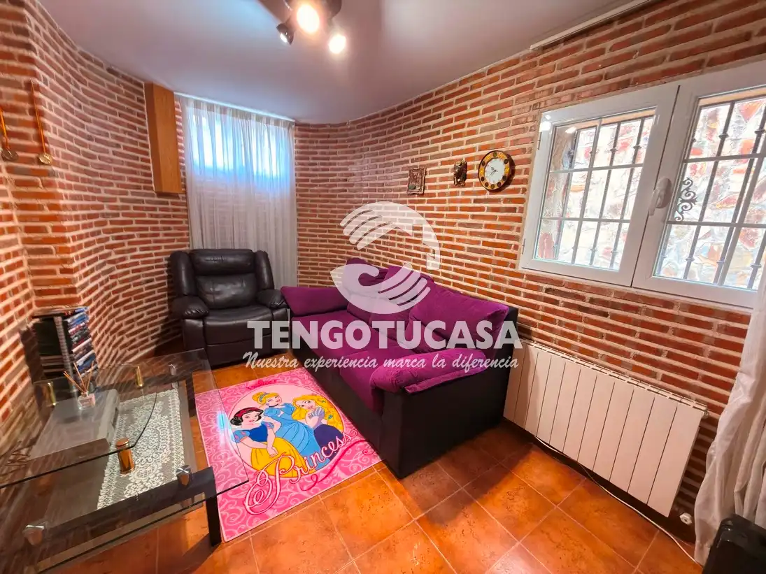 Casa o chalet en venta en Bargas con Aire acondicionado, Calefacción y Jardín privado