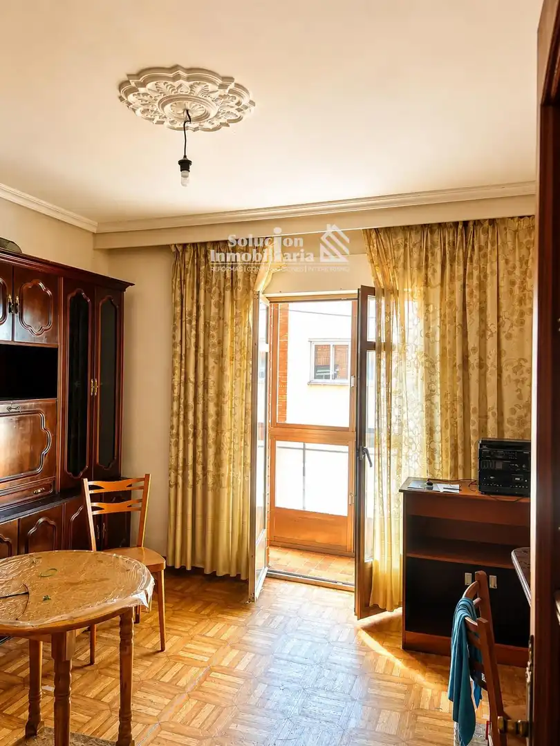 Flat for rent in Salamanca  with Terrace and Balcony