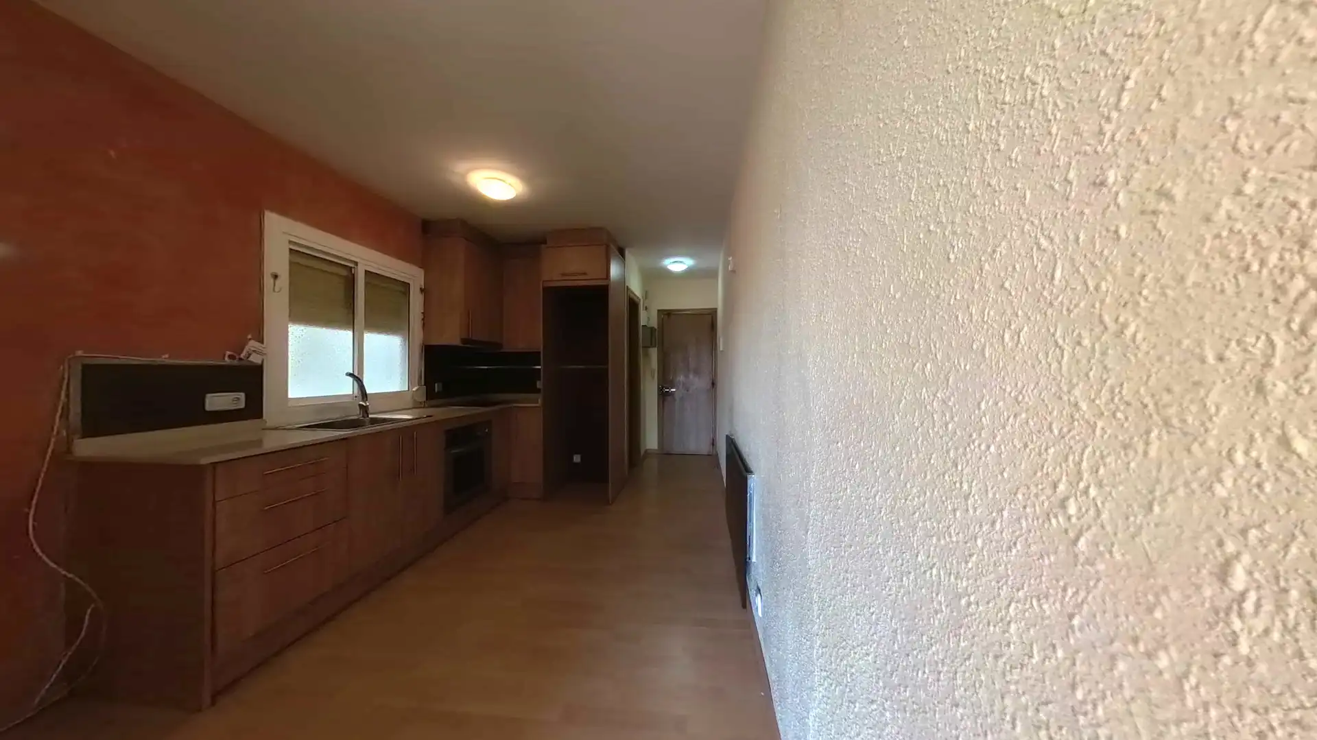 Cuina de Pis en venda en Santa Coloma de Gramenet amb Balcó