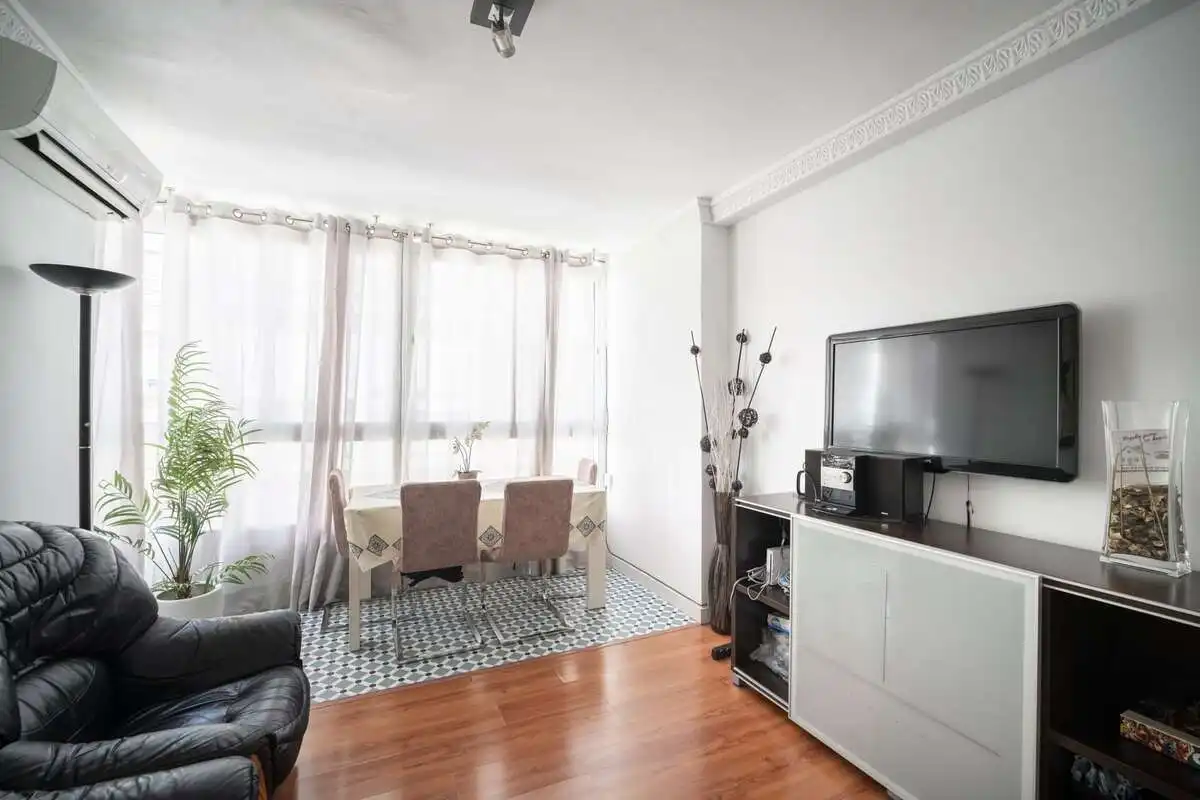 Sala de estar de Piso de alquiler en Granada con Aire acondicionado, Calefacción y Amueblado