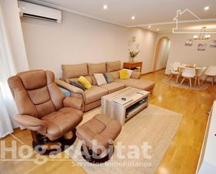 Living room of Flat for sale in Castellón de la Plana / Castelló de la Plana  with Air Conditioner and Heating