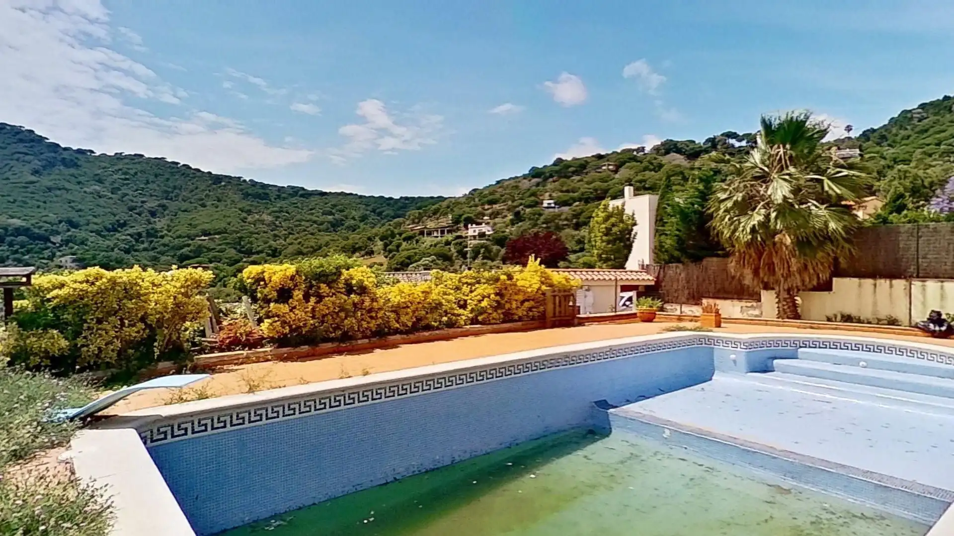 Schwimmbecken von Haus oder Chalet zum Verkauf in Cabrera de Mar mit Heizung, Privatgarten und Terrasse