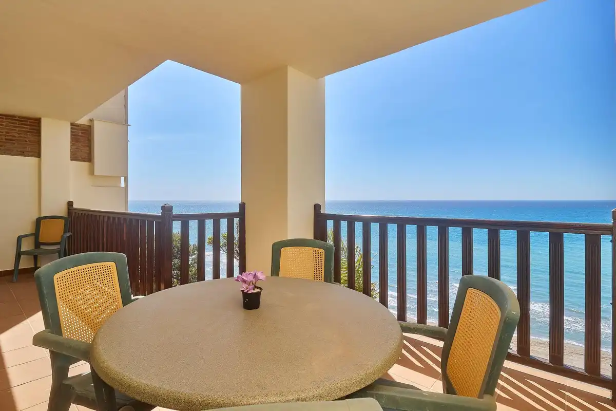 Apartment with pool for sale in del sol, imagen 7