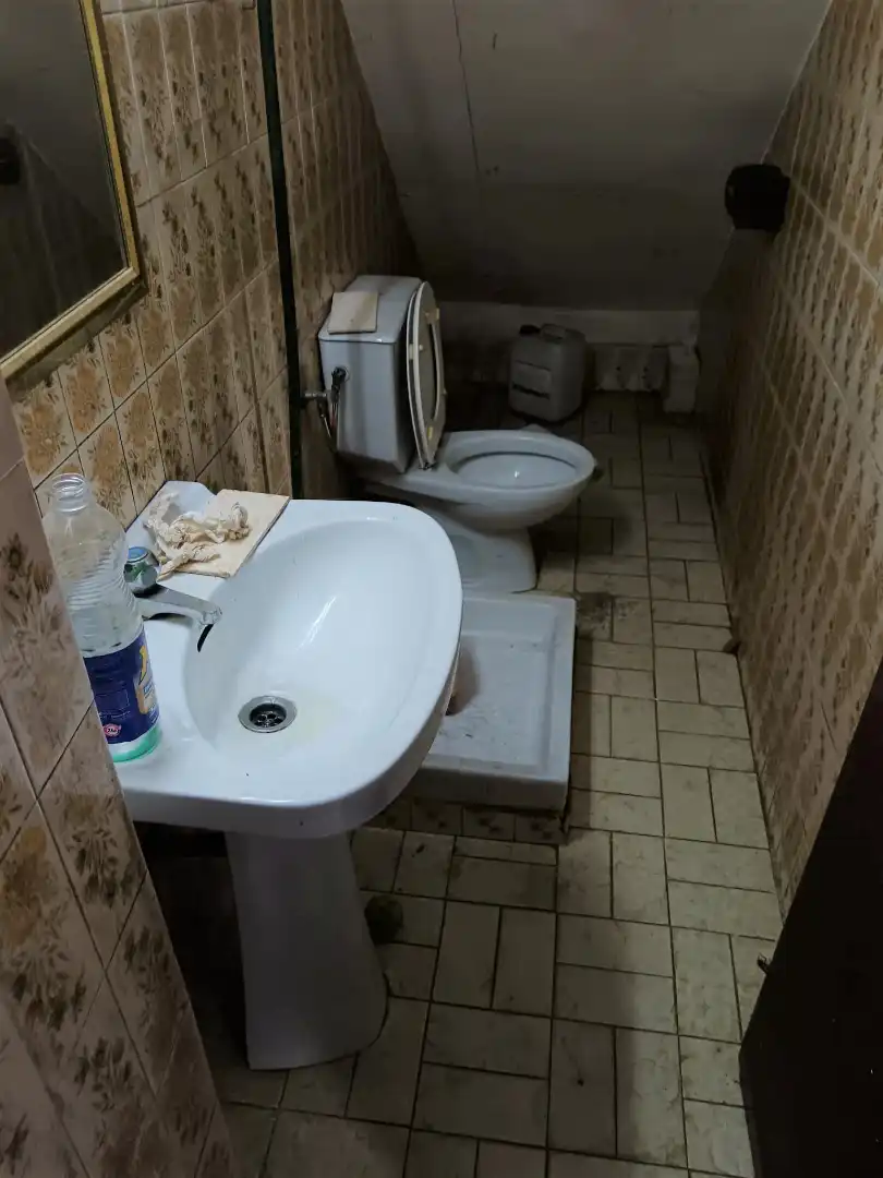Baño de Local de alquiler en Badalona