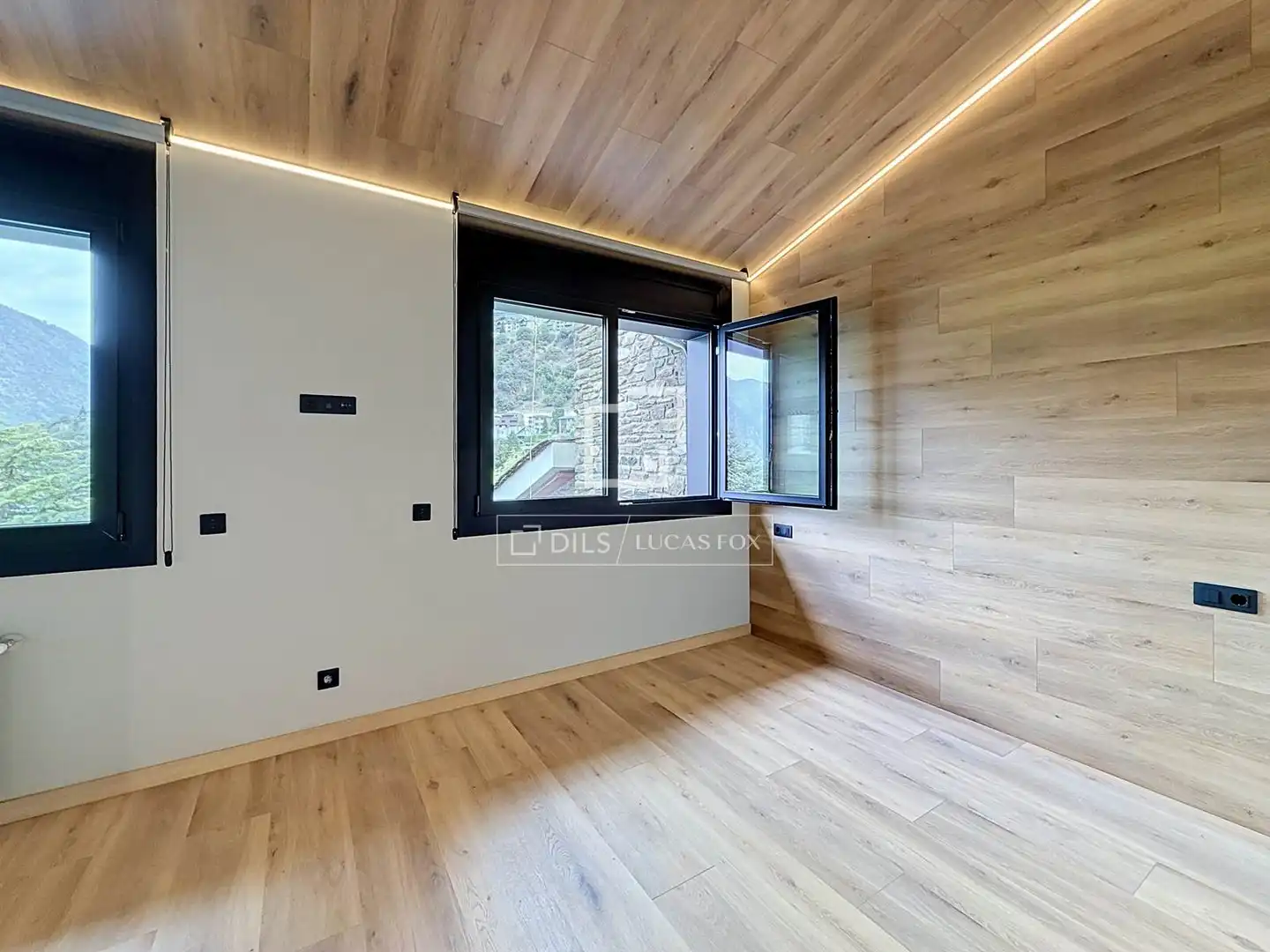 Casa o xalet en venda en Madrid amb Calefacció, Jardí privat i Parquet