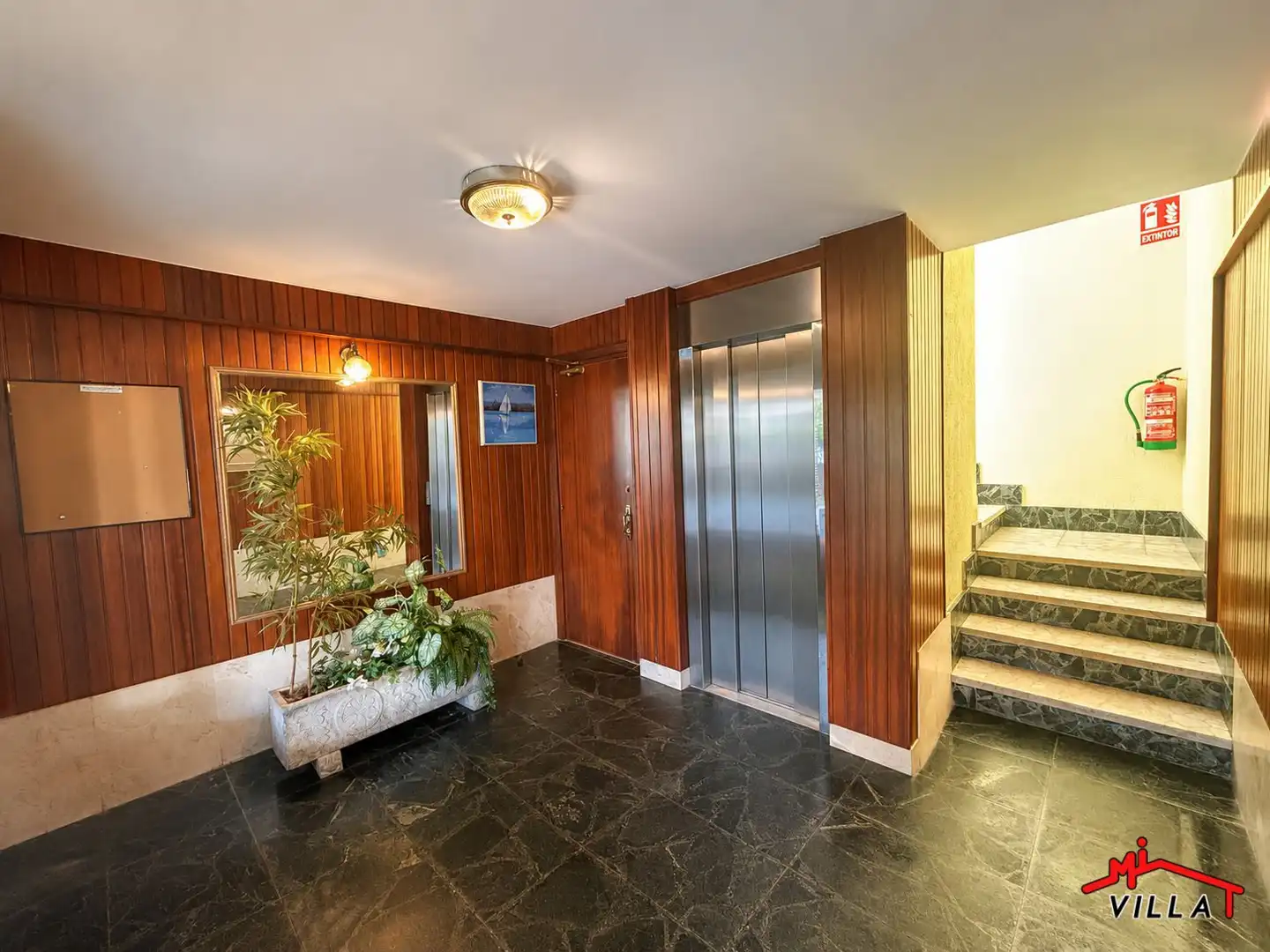 Piso en venta en Laredo con Calefacción y Terraza
