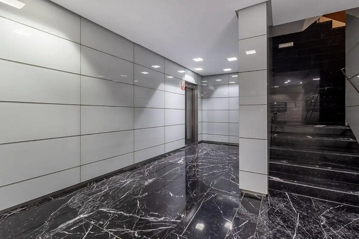 Flat for sale in Granada  with Air Conditioner, Heating and Furnished