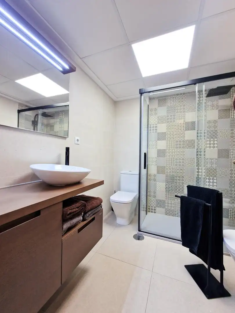 Bathroom of Houses for sale in Elche / Elx  with Air Conditioner, Heating and Private garden