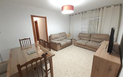 Living room of Flat to rent in  Granada Capital  with Balcony