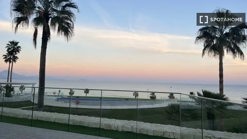 Habitació a Alicante / Alacant, Alicante