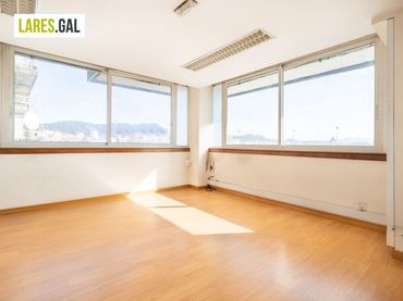 Business premises to rent in Avenida de Bueu