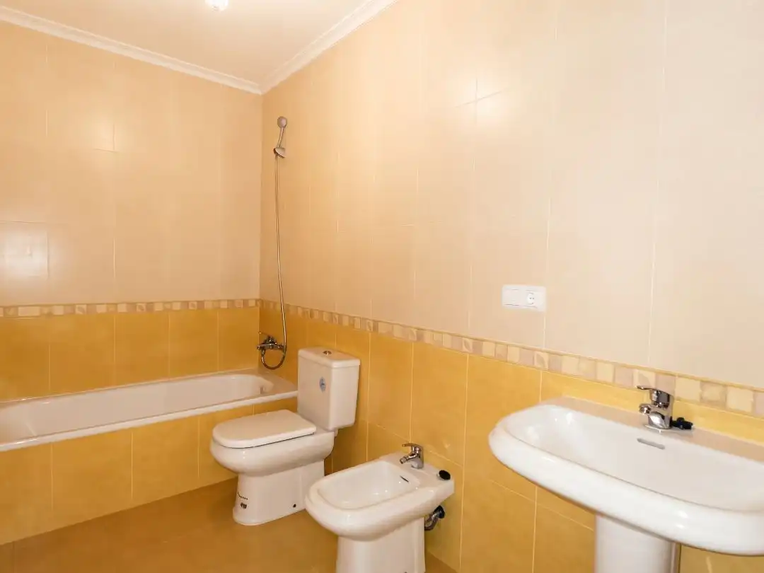 Flat for sale in O Barco de Valdeorras , Ourense