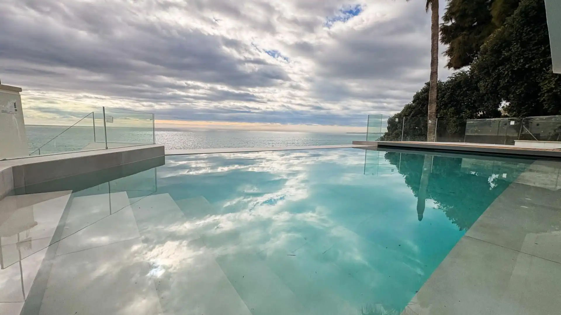 Piscina de Casa o chalet en venta en El Campello con Aire acondicionado, Calefacción y Jardín privado