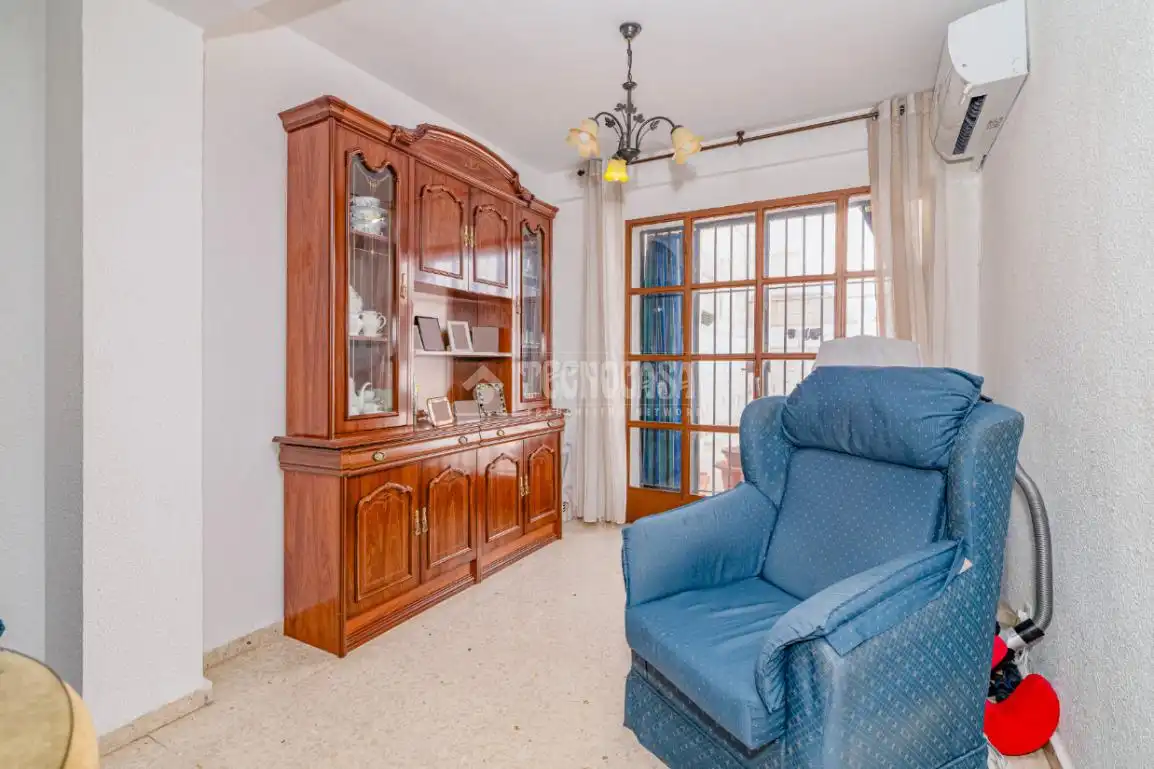 Living room of Detached homes for sale in Lucena  with Furnished