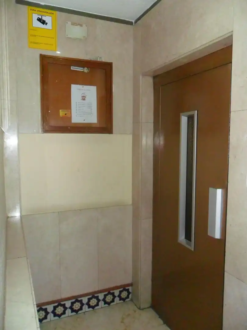 Flat for rent in Plaza de Toros