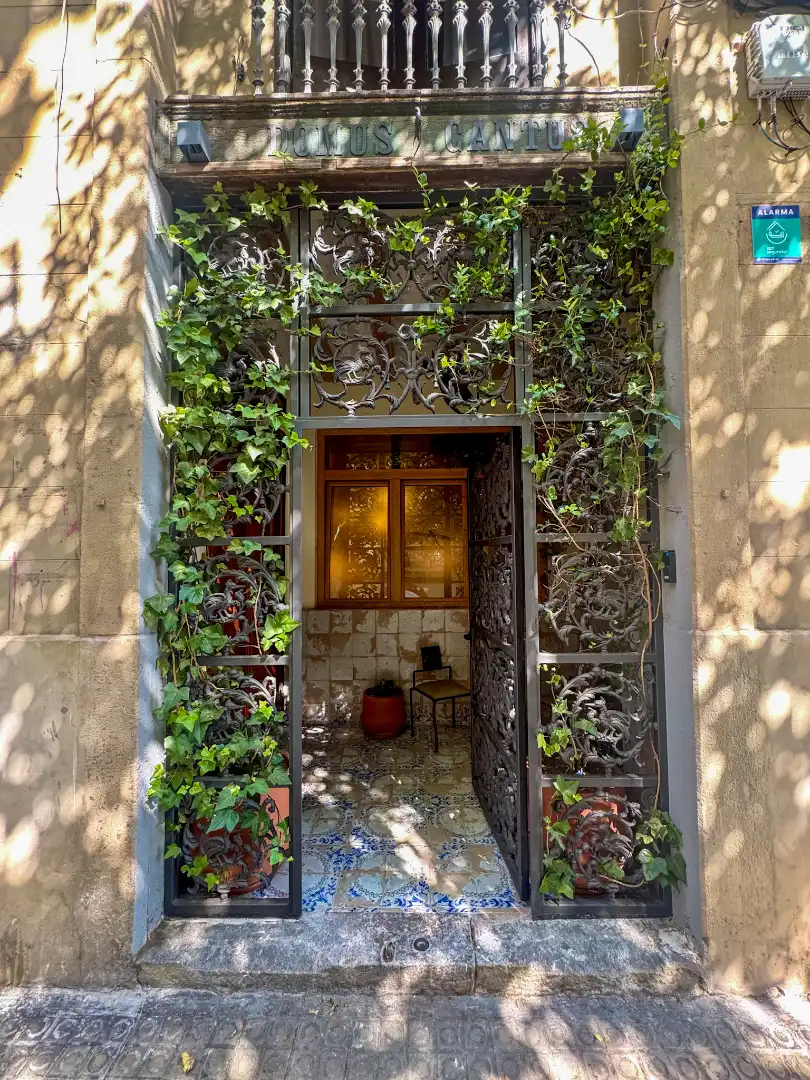 Lofts for sale in Barcelona  with Air Conditioner, Private garden and Parquet flooring
