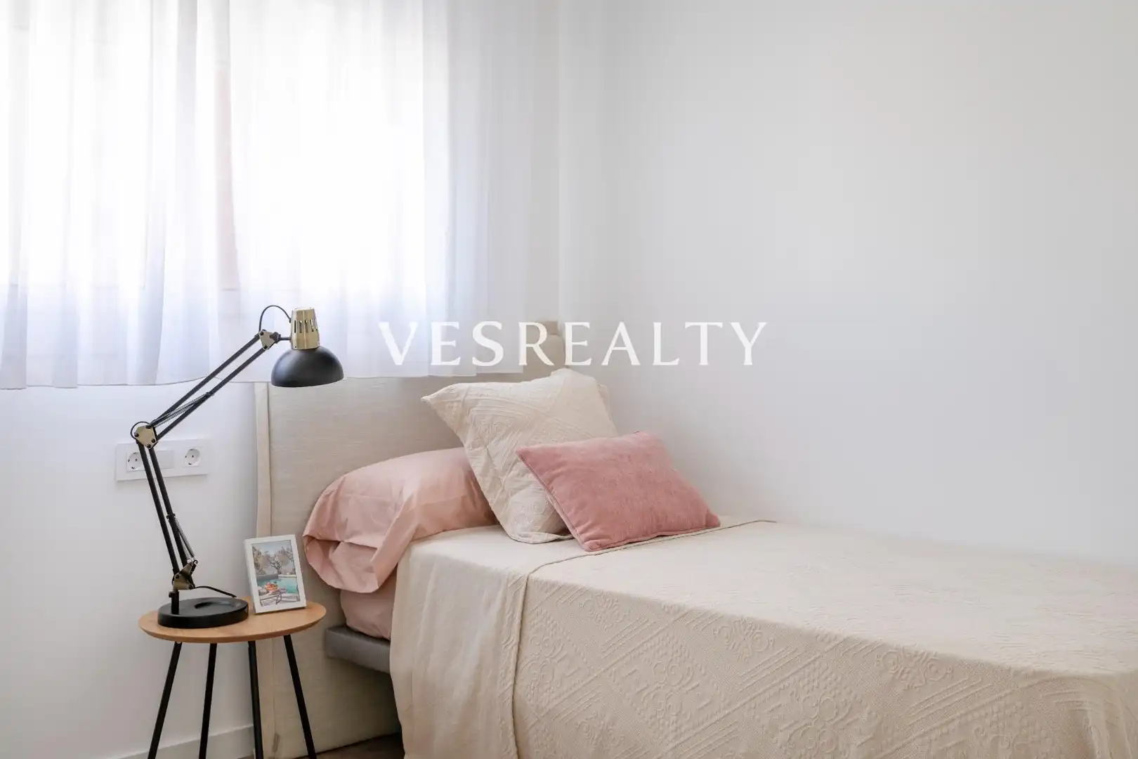 Dormitori de Apartament en venda en Santa Pola amb Jardí privat, Terrassa i Piscina comunitària