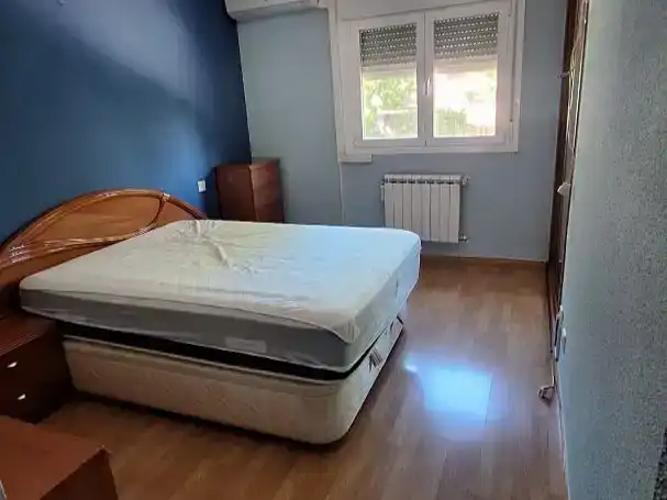 Dormitori de Casa o xalet en venda en Villalbilla amb Aire condicionat, Piscina i Balcó