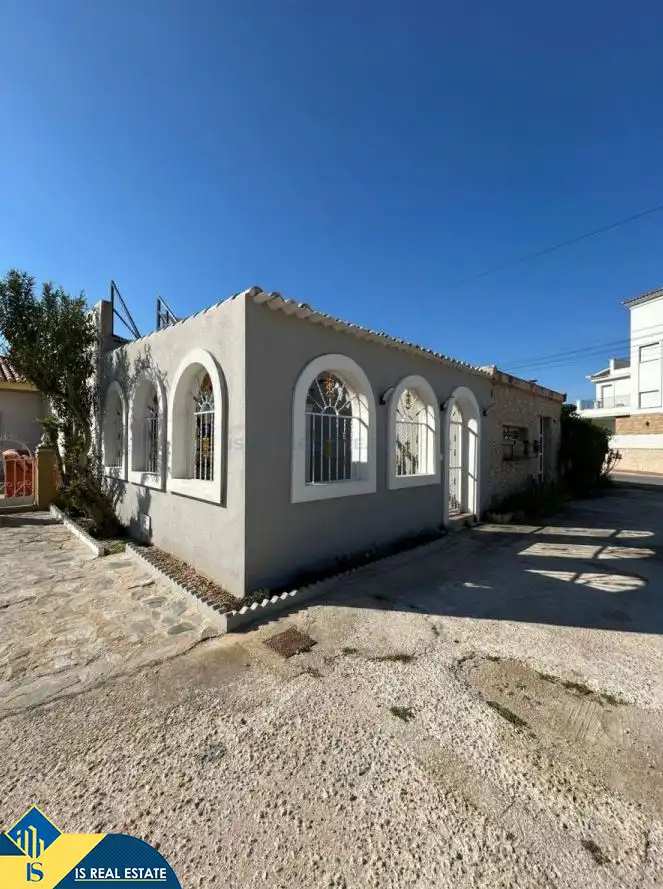Vista exterior de Casa o chalet en venta en Torrevieja con Aire acondicionado, Calefacción y Terraza
