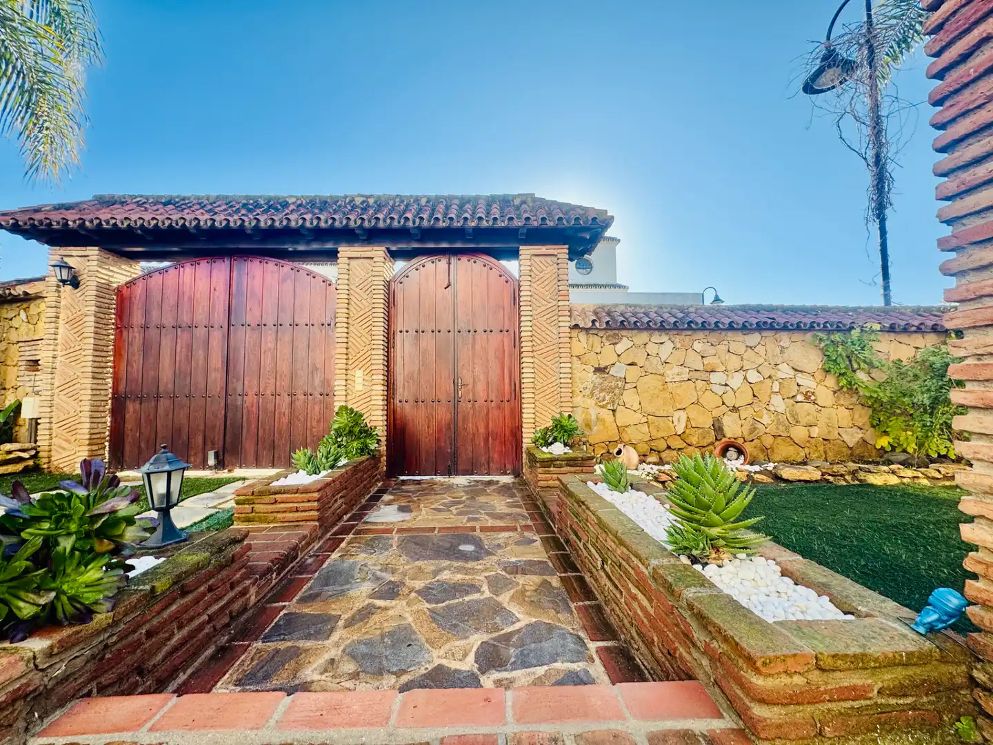 Garden of Houses for sale in Mijas  with Air Conditioner, Heating and Private garden