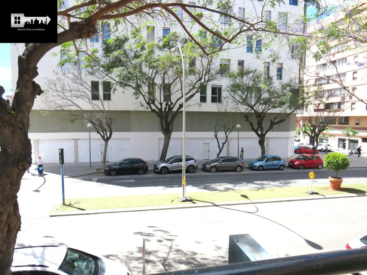 Parking de Piso en venta en Alicante / Alacant con Aire acondicionado y Amueblado