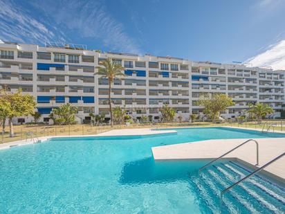 Piscina de Pis en venda en Marbella amb Aire condicionat i Piscina