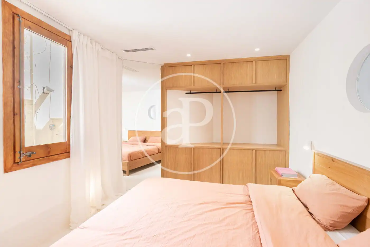 Habitación de Piso en venta en Barcelona con Calefacción, Amueblado y Balcón