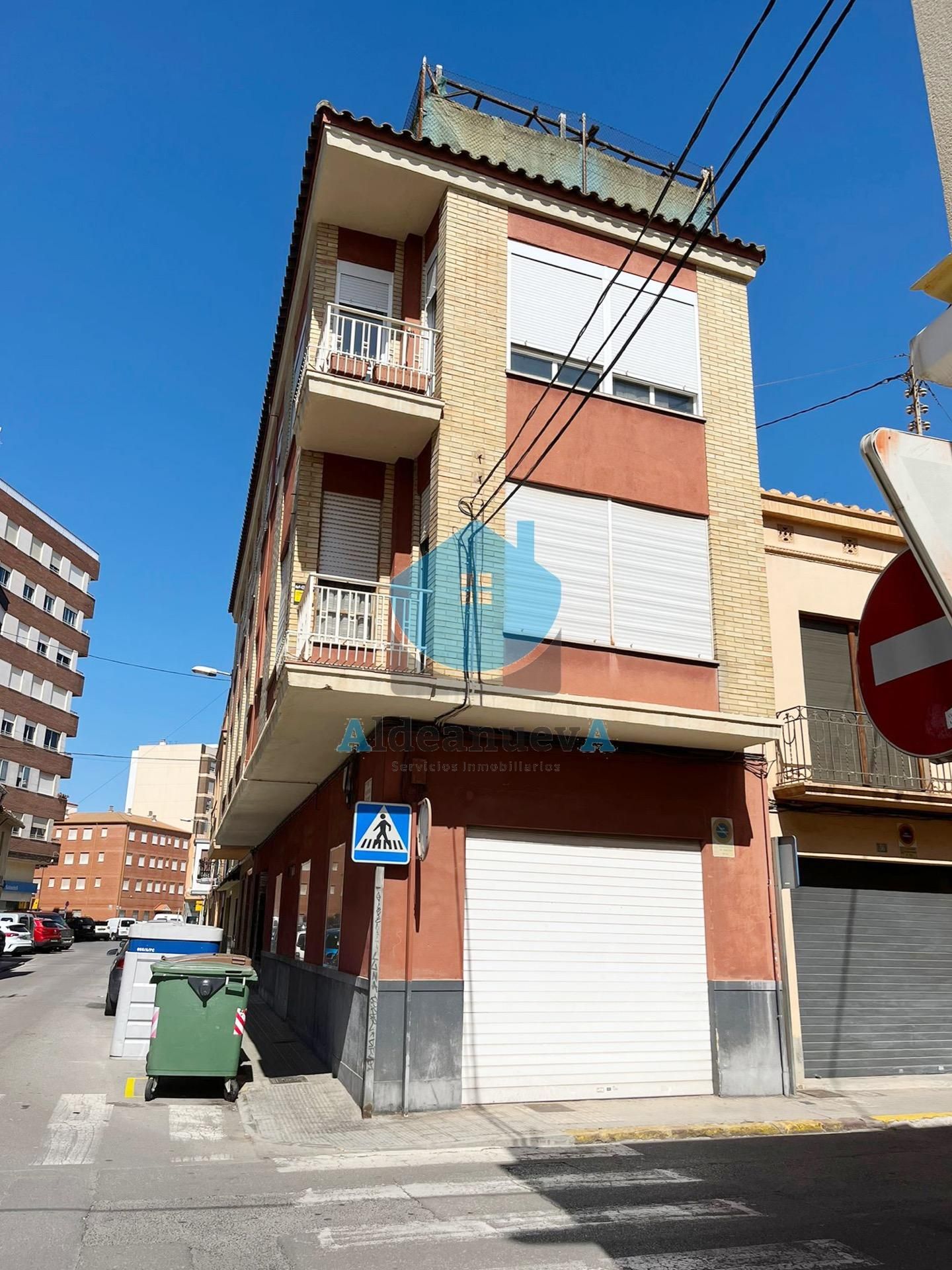 Vista exterior de Casa o xalet en venda en Almazora / Almassora amb Aire condicionat, Calefacció i Terrassa