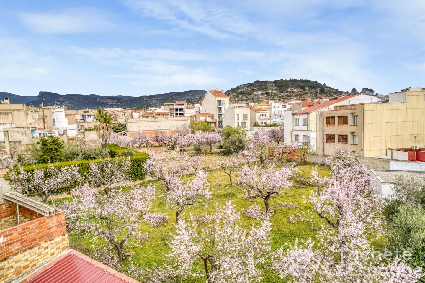 Exterior view of House or chalet for sale in Rossell  with Air Conditioner, Heating and Furnished