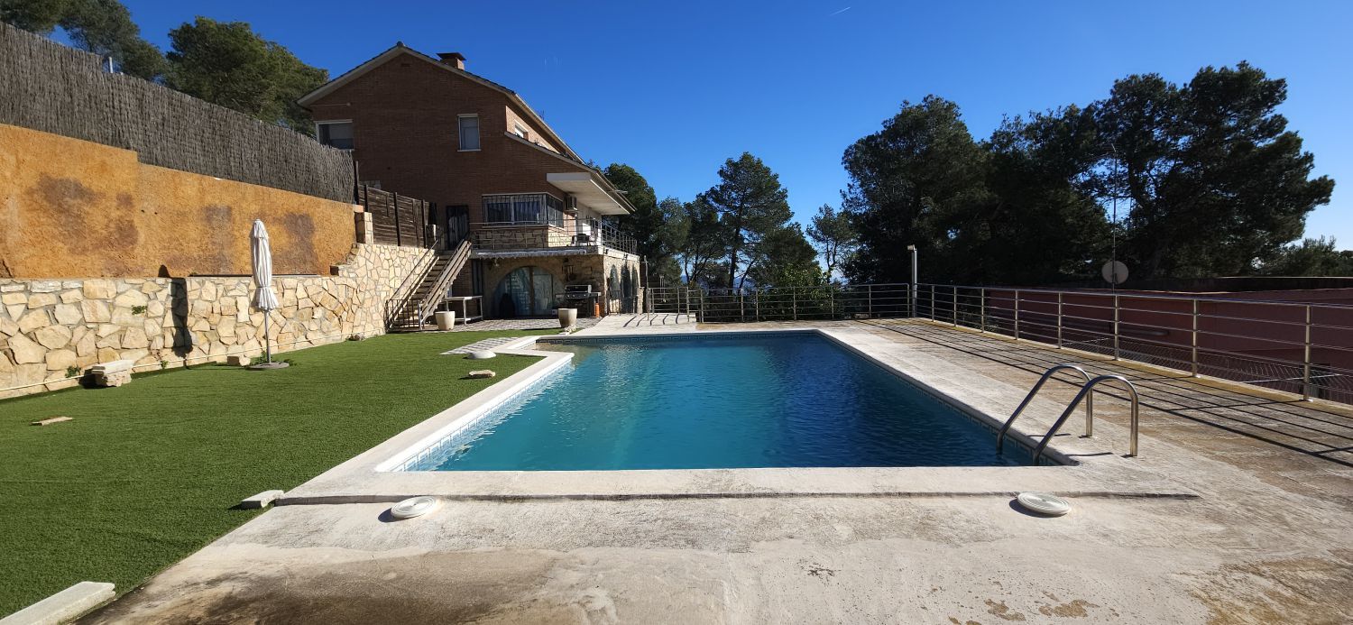Casa o chalet en venta en CREU AREGALL, Corbera de Llobregat