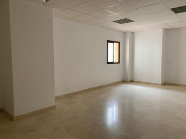 Oficina amb ascensor en venda a Este - Alcosa- Torreblanca