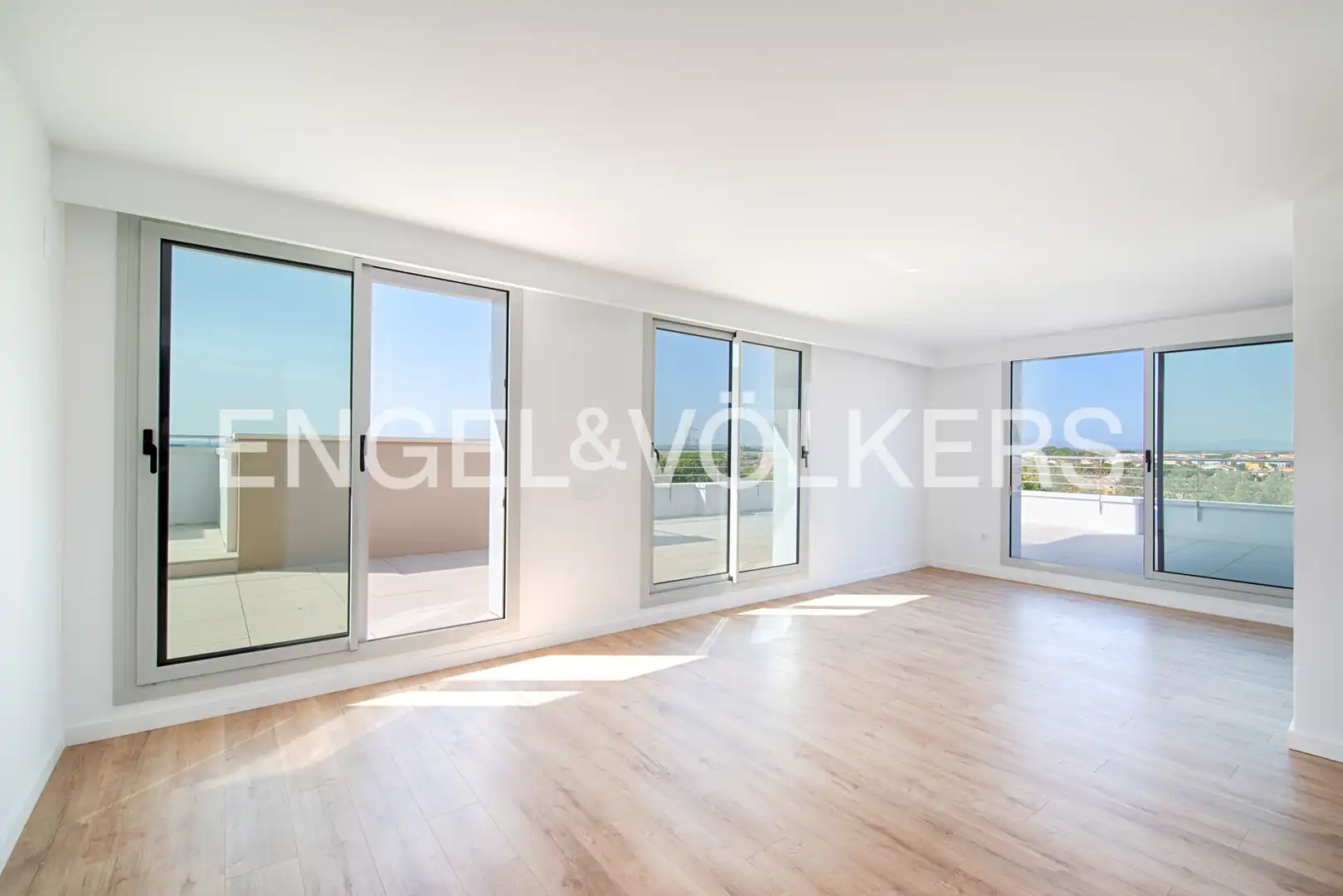 Penthouse mit Pool zum Verkauf in Carrer de Ponent 44, imagen 2
