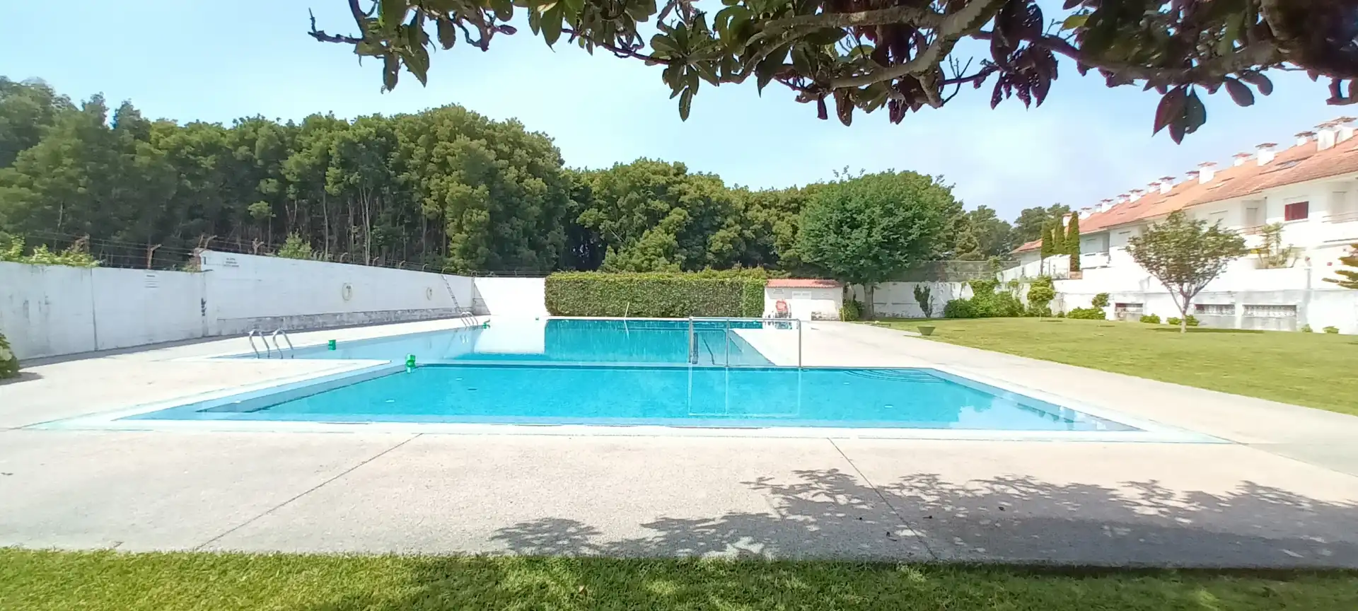 Piscina de Dúplex en venta en Sanxenxo con Terraza, Balcón y Piscina comunitaria
