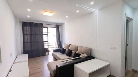 Foto 2 de Apartamento en venta en San Isidro, Granadilla de Abona