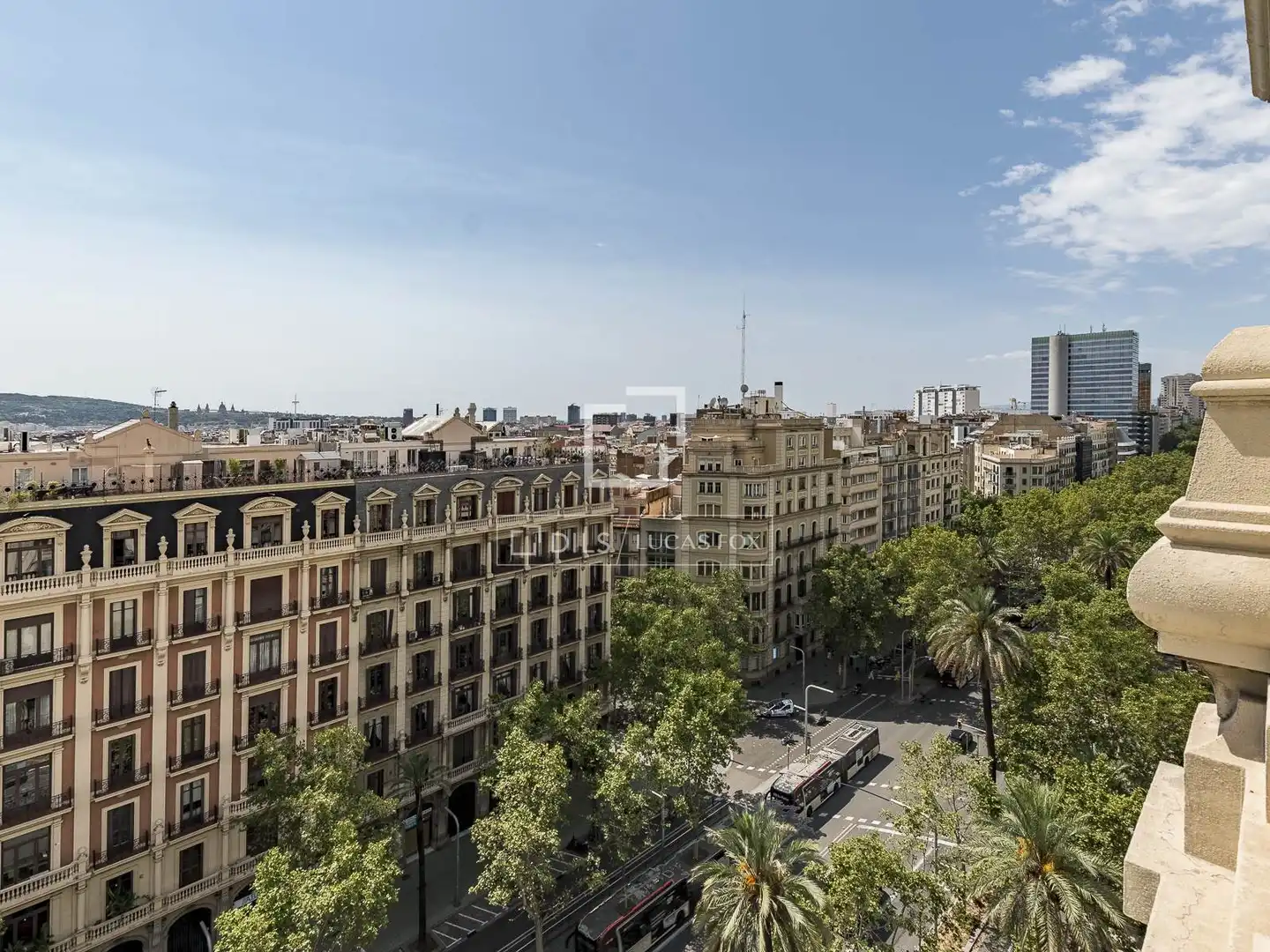 Vista exterior de Piso en venta en Barcelona con Aire acondicionado, Calefacción y Parquet