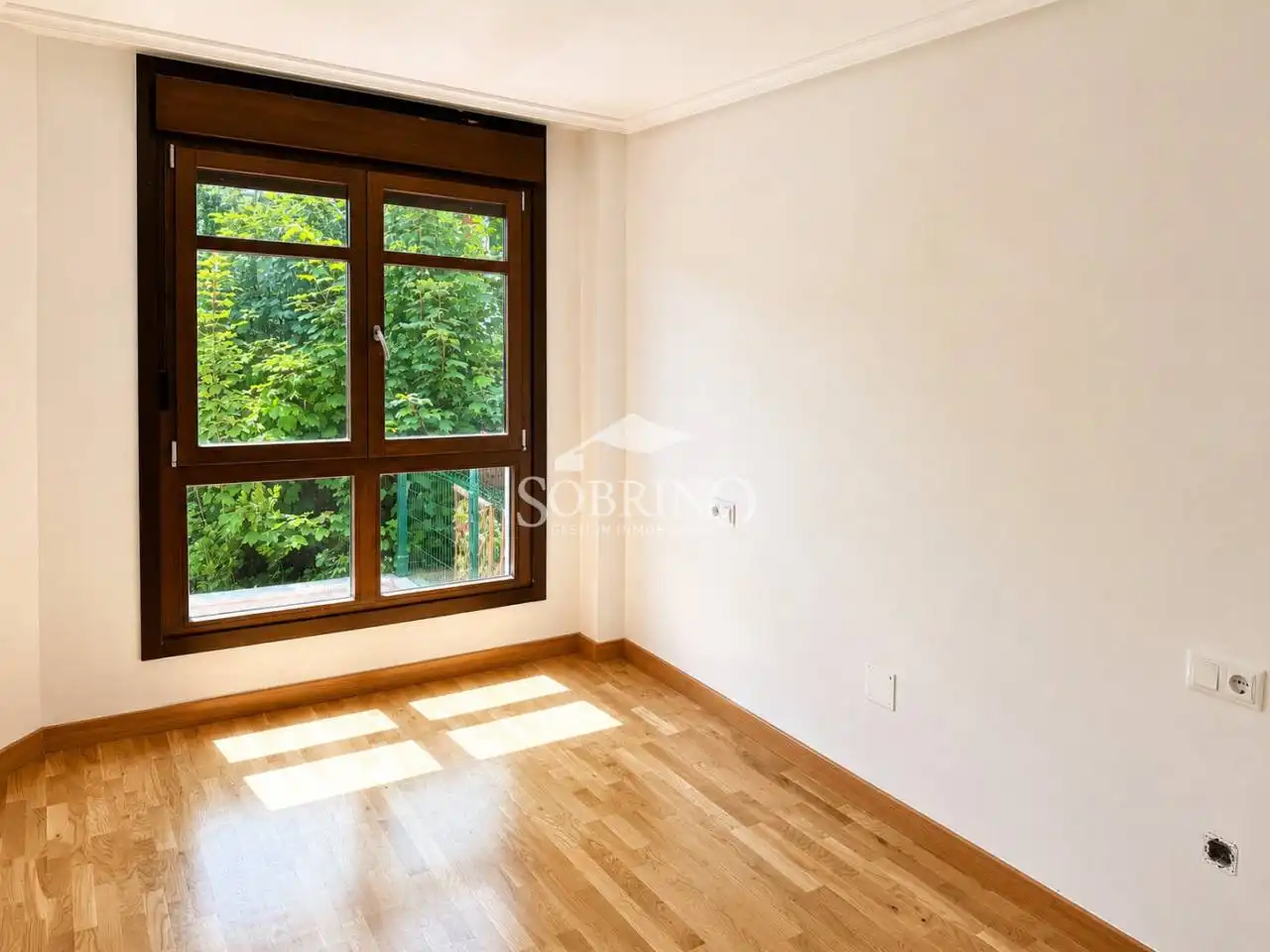 Bedroom of Flat for sale in Llanes  with Heating, Terrace and Alarm